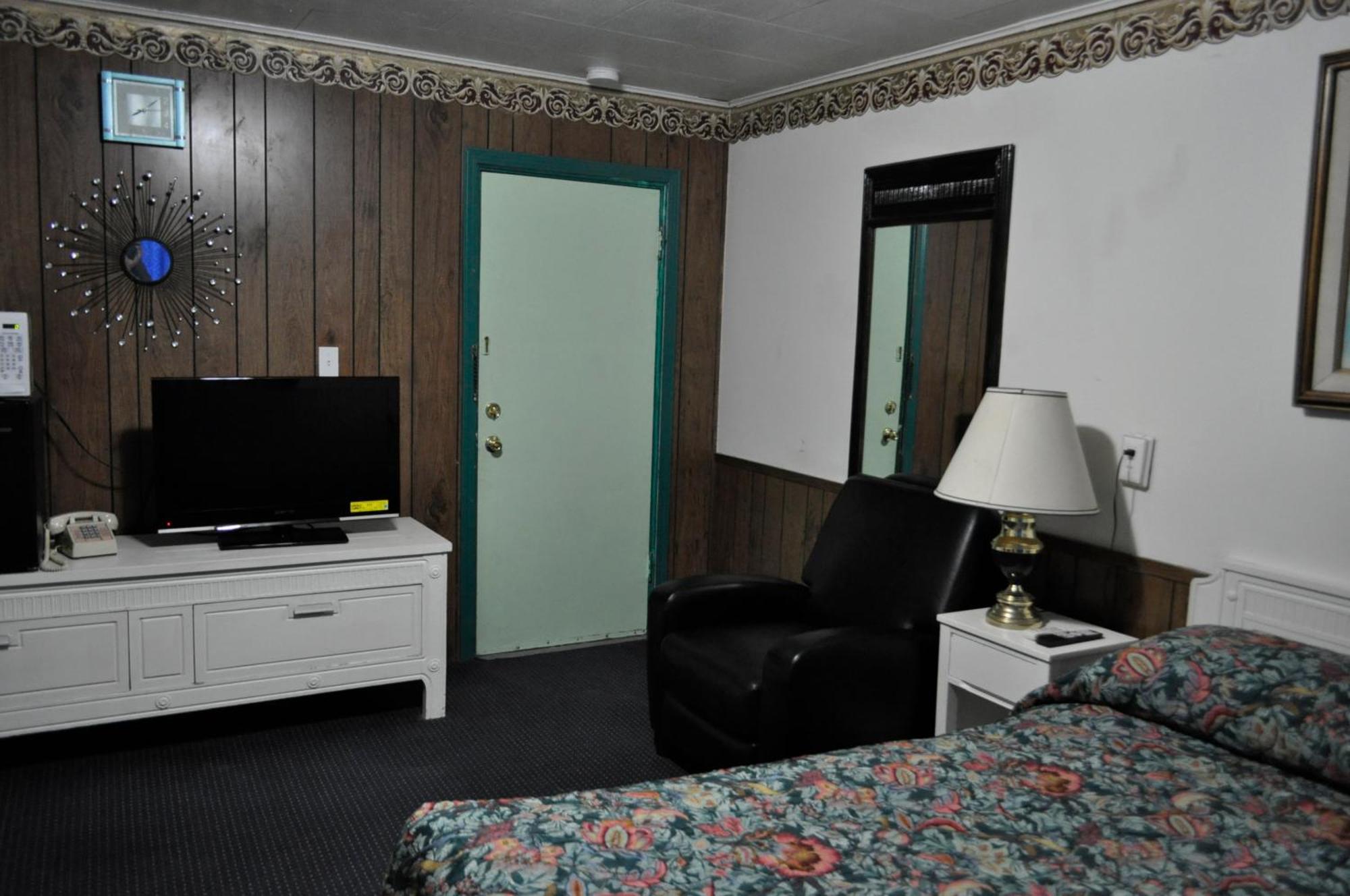 Western Motel Lovell Exterior photo